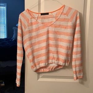 Crop top sweater